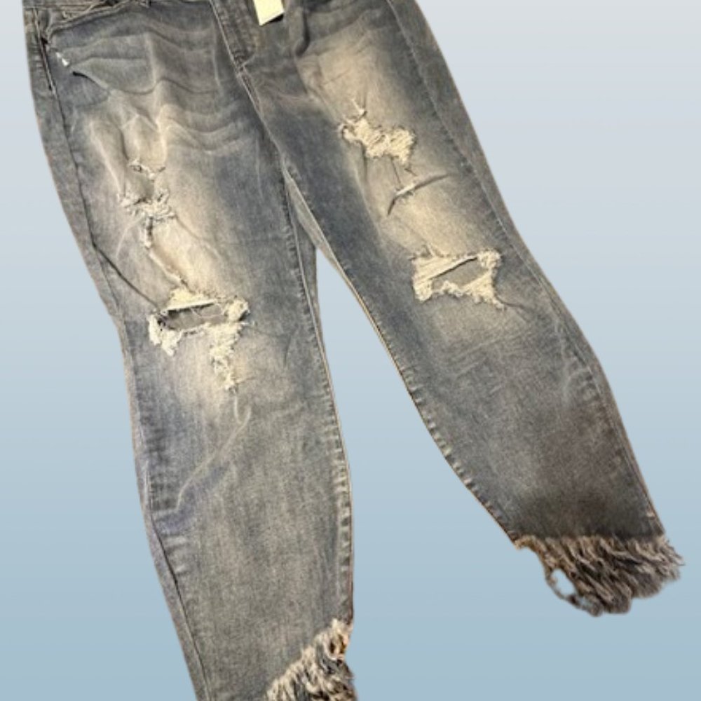 Judy Blue Skinny Fit, Distressed Raw Hem Stretch Jeans  4181  NWT Boutique